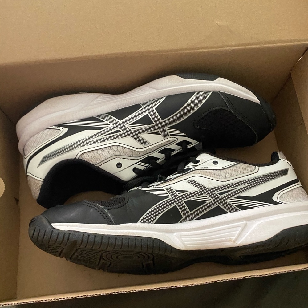 Volleyball Shoes